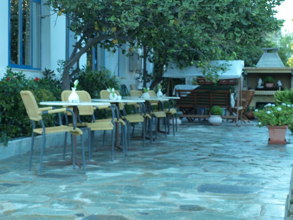 Serifos Beach Hotel Livadi  Exterior foto